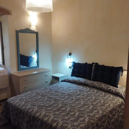 Apartment Le Caldane Giglio Porto